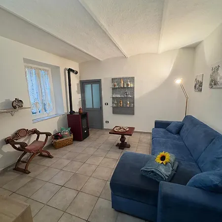 Dimora Girasole 公寓 Pontinvrea