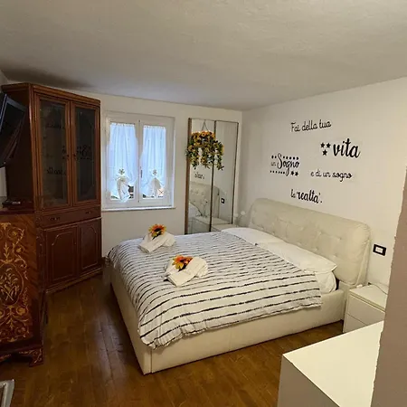 Dimora Girasole 公寓 Pontinvrea