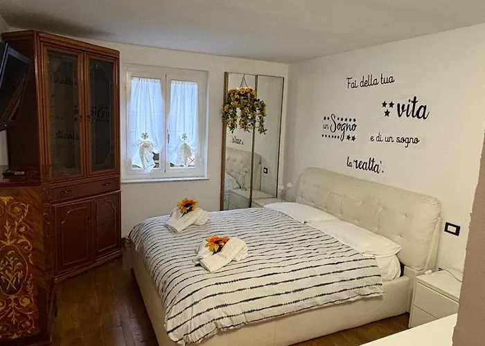 Dimora Girasole Apartment Pontinvrea